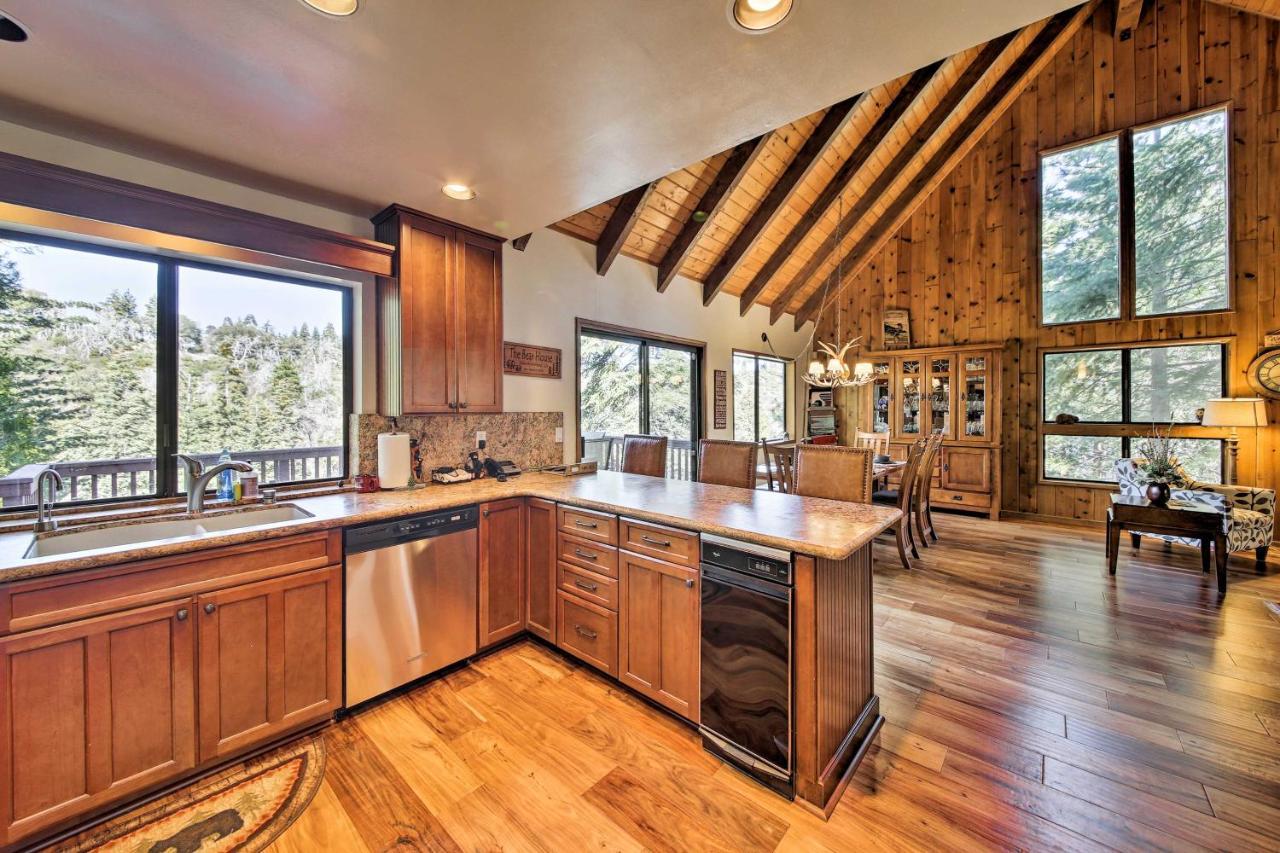Spacious Lake Arrowhead Home With 2 Decks And Views Eksteriør billede
