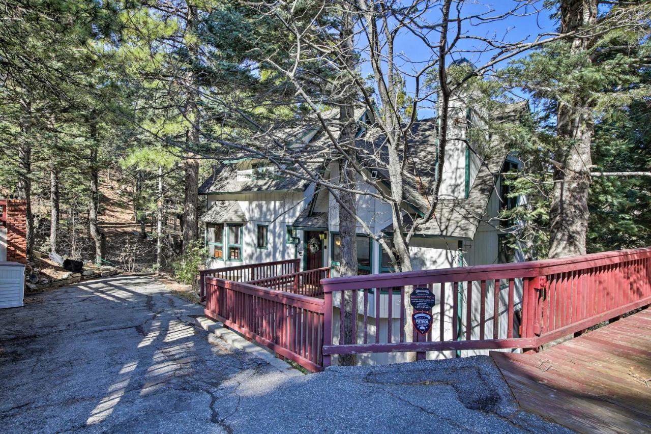 Spacious Lake Arrowhead Home With 2 Decks And Views Eksteriør billede