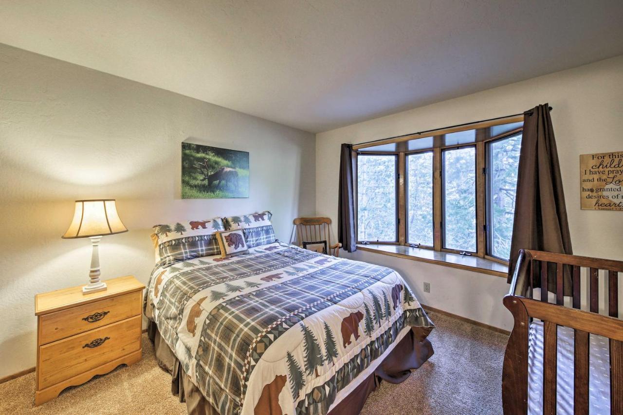 Spacious Lake Arrowhead Home With 2 Decks And Views Eksteriør billede